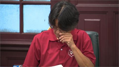 台師大13人致歉！周台英「4度鞠躬」　哽咽：請接受我的道歉