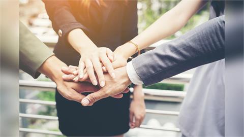 小孟老師運勢/巨蟹座「良好合作」工作運UP!「這星座」感情火熱:充滿激情