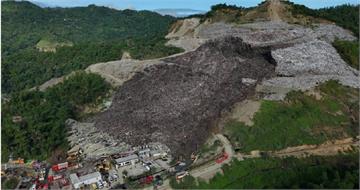 菲律賓垃圾山崩塌爆工人遭活埋　已釀1死38人失蹤