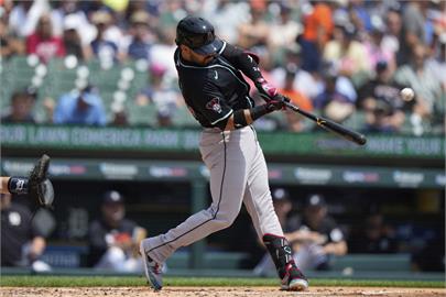 MLB(影)／響尾蛇巨砲三壘手將轉隊水手　有機會和新隊友勞雷一起挑戰全壘打紀錄
