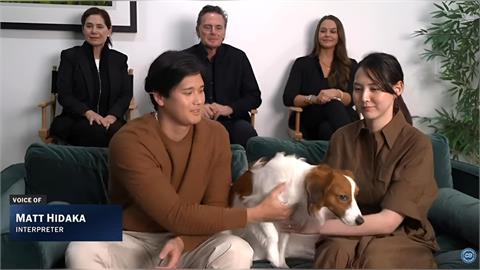 MLB/大谷翔平MVP受訪愛犬想逃跑!全家合力拉住狗狗網友直呼:太可愛的一家人