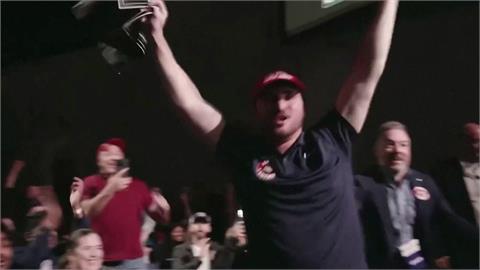美選／川普北卡造勢罵賀錦麗無能　馬斯克辦百萬美元抽獎　陷賄選爭議