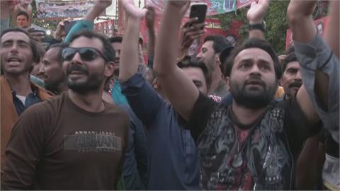 巴基斯坦高院裁定拘捕前總理違法　支持者興奮慶祝