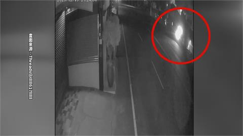 嘉義死亡車禍!轎車「自撞墜溝渠」 男子送醫搶救仍回天乏術