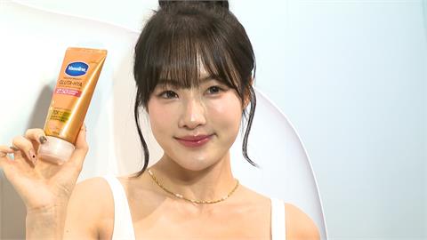 啦啦隊女神朴旻龧出席品牌活動　親曝養出亮白肌秘訣
