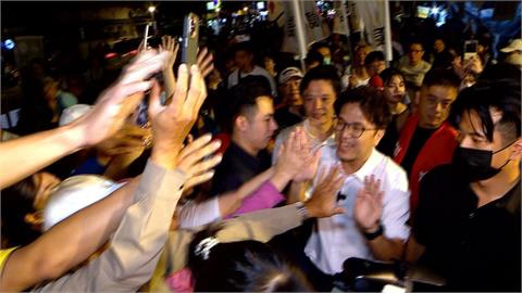 洪健益競總成立洋流再現！　福德宮董事長跨區送甘蔗