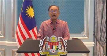不敵油價飆升「每月燒300億」　馬來西亞政府：4/15起公務員居家辦公