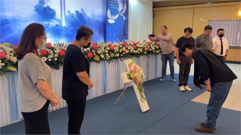 張俊雄辭世享壽87歲 陳其邁與多位綠委靈堂弔唁