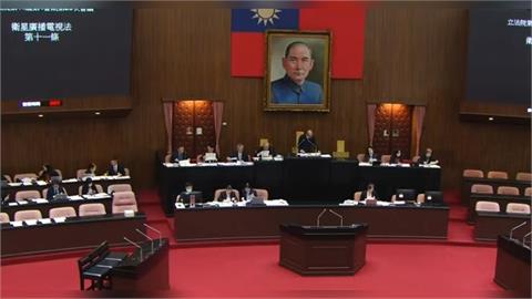 快新聞／中天恐回52台！張育萌列「昔違法案例」怒斥：撤照與政治無關