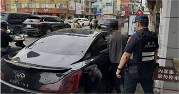 學不乖！台中男開跑車「掛假牌」遭攔　又栽在同警手上