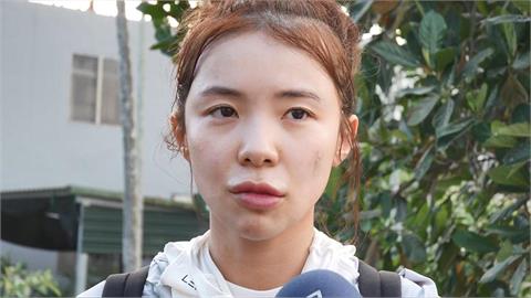 快新聞／李多慧化身「鏟子超人」　素顏臉沾泥喊：真的想多幫忙