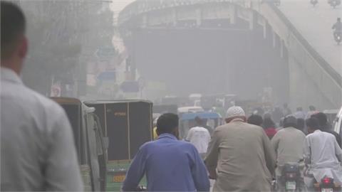 連五天霧霾籠罩　新德里空氣品質達「人體有害」