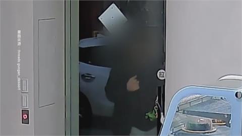 緊張哥又騙! 稱手機放車上無法上車 誘騙店家得手2千