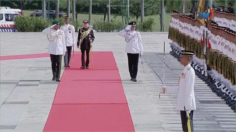 馬來西亞新國王登基　與總理安華關係密切
