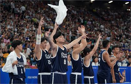 快新聞／籃球贏地主中國！　世大運籃球台灣隊13分差擊敗中國