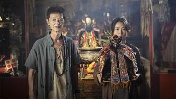 膽小勿進！《粽邪4》驚悚再升級 拍片儀式「砍背割舌」震撼畫面曝光