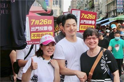 快新聞／偕蔣萬安拜票不忘情勒？　李彥秀稱罷免若成功：重要法案恐被收回