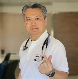 快新聞／17歲面對母親離世　ICU醫師陳志金親曝當醫生原因：是為了復仇
