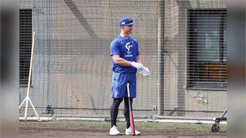 經典賽／熱身賽登場「費仔」當開路先鋒！台灣隊軟銀「火球男」張峻瑋對軟銀二軍