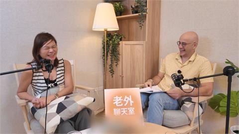 問「父母老了會給錢嗎？」　女兒回答讓吳鳳笑：我好開心