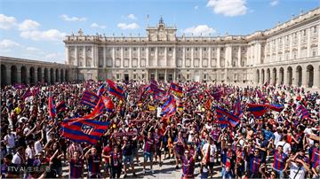 世足賽／挪威隊風光回國10萬球迷塞爆英雄式迎接　王儲領「維京戰吼」哈蘭德因「這原因」不在　