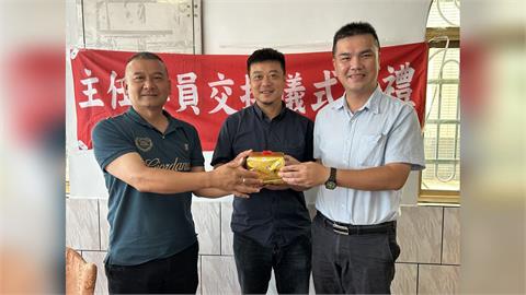 快新聞/綠營大團結!陳詩弦62%高票連任「苗栗縣黨部主委」!喊話:全力輔選陳品安