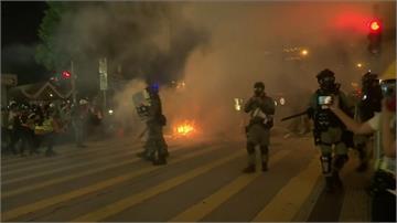 反送中／香港警民衝突再起！新華社被噴漆「驅逐共匪」