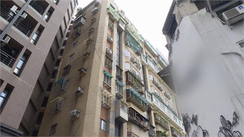 松山旅館火警民眾驚逃　1男無呼吸心跳急送醫
