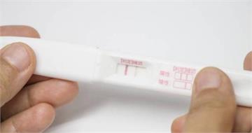 備孕2年2次試管都失敗！人妻身心俱疲　公公冷眼嫌「福報不夠」