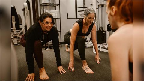 過了45歲變超難瘦？營養師曝吃「這7種食物」睡覺也能啟動燃脂