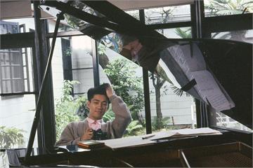 被譽為時間膠囊的紀錄片 《坂本龍一:東京旋律》4K修復版首登台