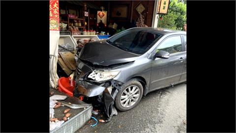 驚悚車禍！男疑疲勞駕車高速撞特產行　2員工多處骨折