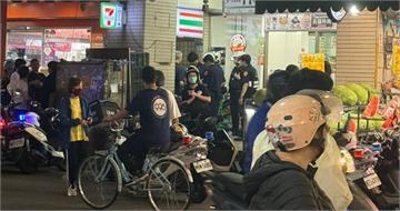 不滿被看一眼！土城男當街痛毆路人、噴辣椒水　波及無辜民眾狂咳