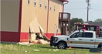 美汽車失控衝撞「課後營隊建築」釀4死！最小4歲女童遭輾斃