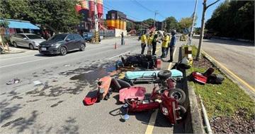 後龍驚悚車禍！重機猛撞代步車　1死2傷現場慘烈