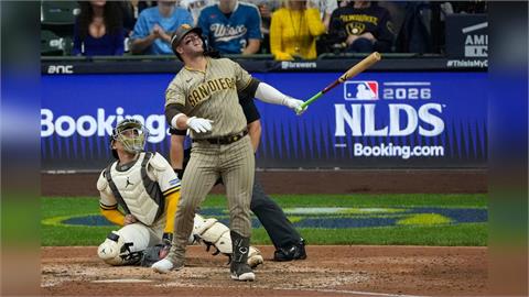 MLB(影)／教士被球場屋頂偷走一場勝利？釀酒人三壘教練賽前神準預測會發生