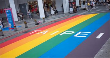 西門町伴手禮店小泡芙「一盒220元」! 他傻眼:觀光客被當盤子