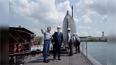 快新聞／賴清德登海鯤艦視察　喊話在野挺國防「有實力才有和平」