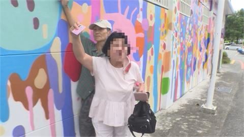 快新聞／大罷免風波！葉霸遭婦人阻擋投票　花蓮警方出手了