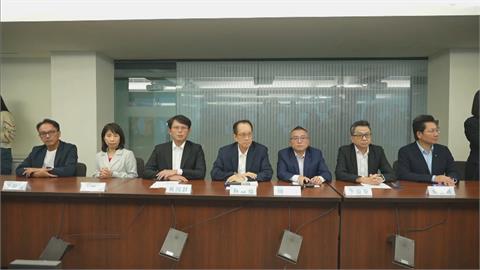 快新聞／民眾黨延長柯文哲請假3個月　黃帝穎：羈押如何請假？