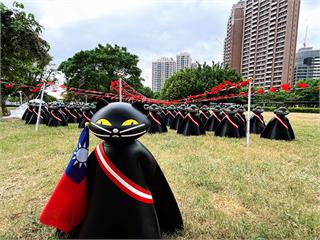 光輝十月！桃園逾6000面國旗飄揚 風禾公園「黑貓中隊」超吸睛