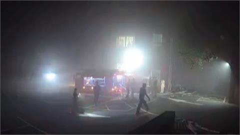 苗栗為恭醫院火警！　「氯錠」燃燒濃煙嗆鼻疏散近3百人