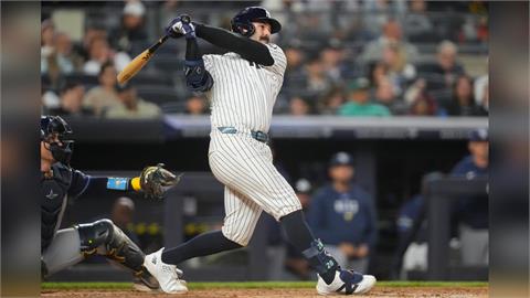 MLB(影)／洋基主戰捕手終於走出打擊低潮！威爾斯率先開轟一度讓王牌是勝利投手