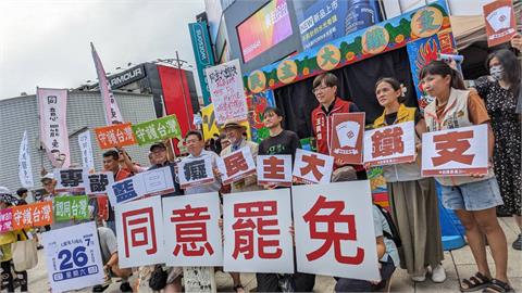 快新聞／本土小黨齊聚西門町「布袋戲宣講」大罷免　基進黨諷傅崐萁「五星旗」縣長