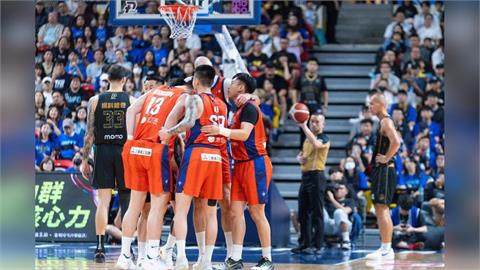 PLG(影)／背水一戰！領航猿第四節逆轉！客場3分險勝勇士總冠軍賽逼到第七場