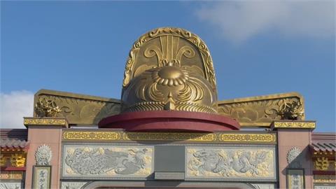 雲林台西明聖宮"狀元帽牌樓"落成 除夕發紅包傳遞福氣