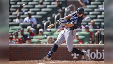 MLB(影)／全世界最能打的捕手是他！勞雷53轟打破日職傳奇球星野村克也單季記錄