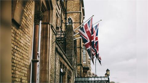 英國積極吸引高階人才　規畫簽證費用全免