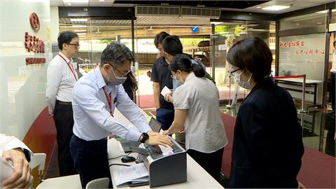 新產榮登「產險獲利王」配7.15股利創新高　吳昕紘強調不參與新新併