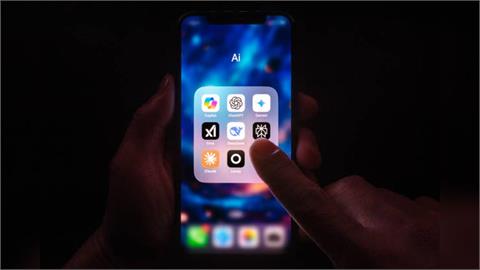 韓國現任與前任總統個資遭駭外洩　引發國安疑慮